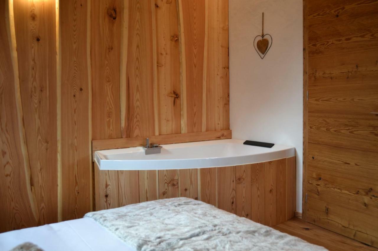 Borgo Antico Bed & Breakfast Sappada Eksteriør bilde