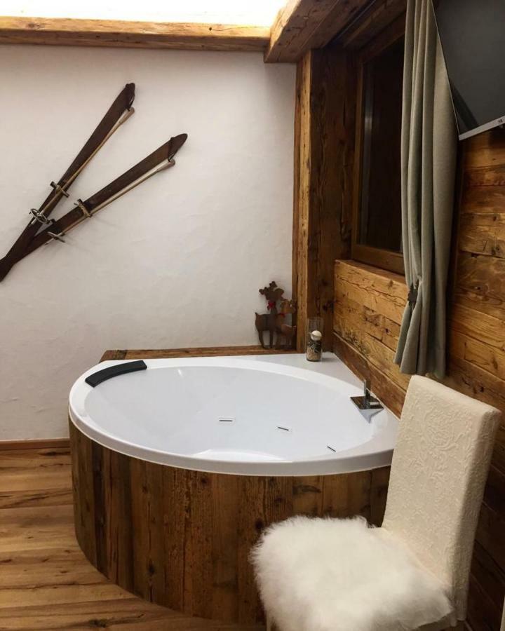 Borgo Antico Bed & Breakfast Sappada Eksteriør bilde